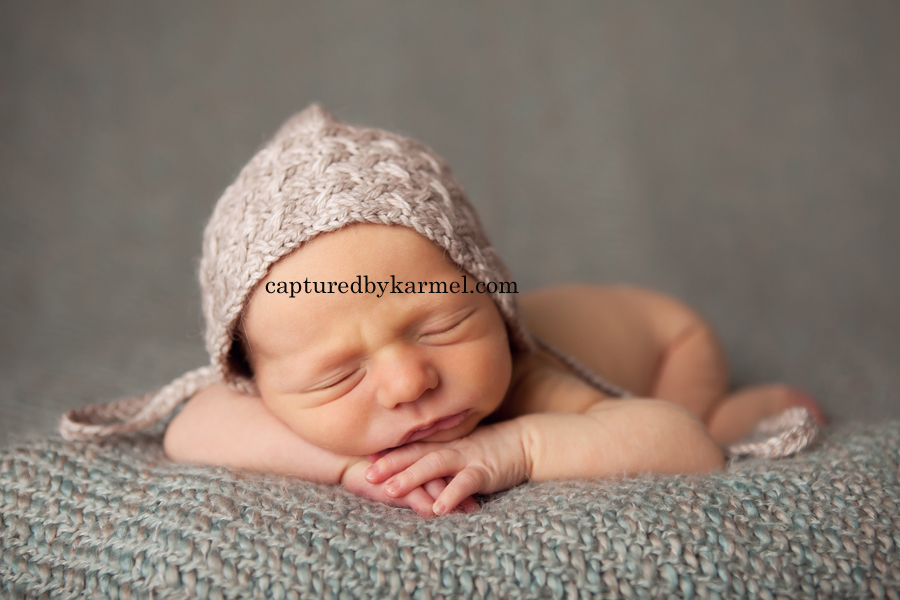 newborn photographer wamberal nsw