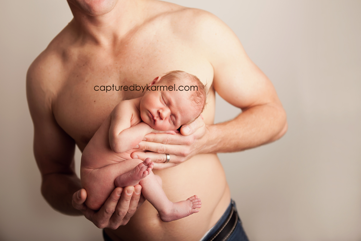 Infant & family Photographer in Newcastle NSW Infant & family Photographer in Newcastle NSW
