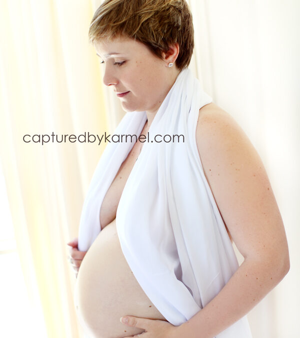 Curves | Central Coast Maternity Photographer